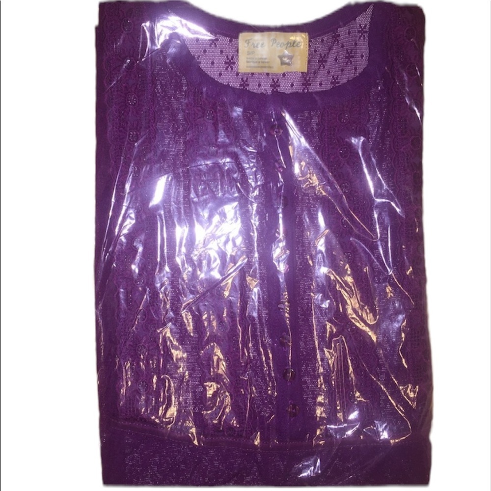 New Free People: Small Purple Sheer Floral Short Sleeve Round Neck Long Blouse - Picture 3 of 4